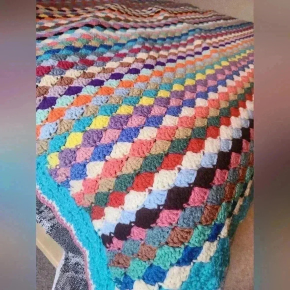 Hand Crochet Colorful Granny Blanket 80×21.5 Queen size - Picture 4 of 7